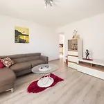 Nada By Interhome *