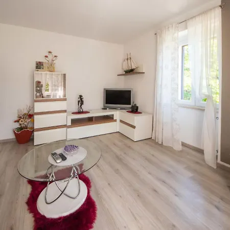 Nada By Interhome Appartement